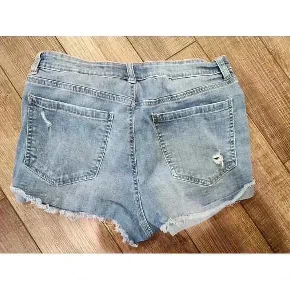Blue Spice Jean Shorts Womens 13 (30 waist) High Waist Medium Wash Denim Distres - Picture 5 of 5